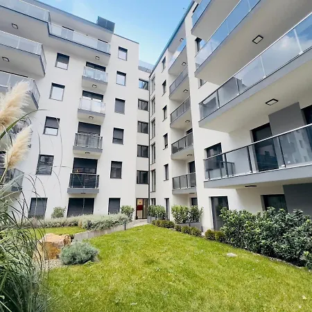 Apartman Karzo Lu 204 Free Garage