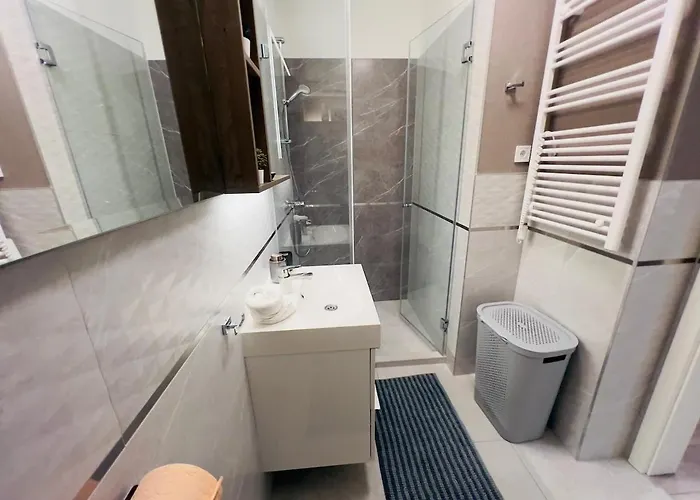 Karzo Lu 204 Free Garage