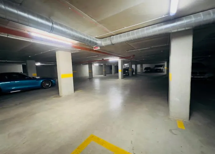 Karzo Lu 204 Free Garage 公寓